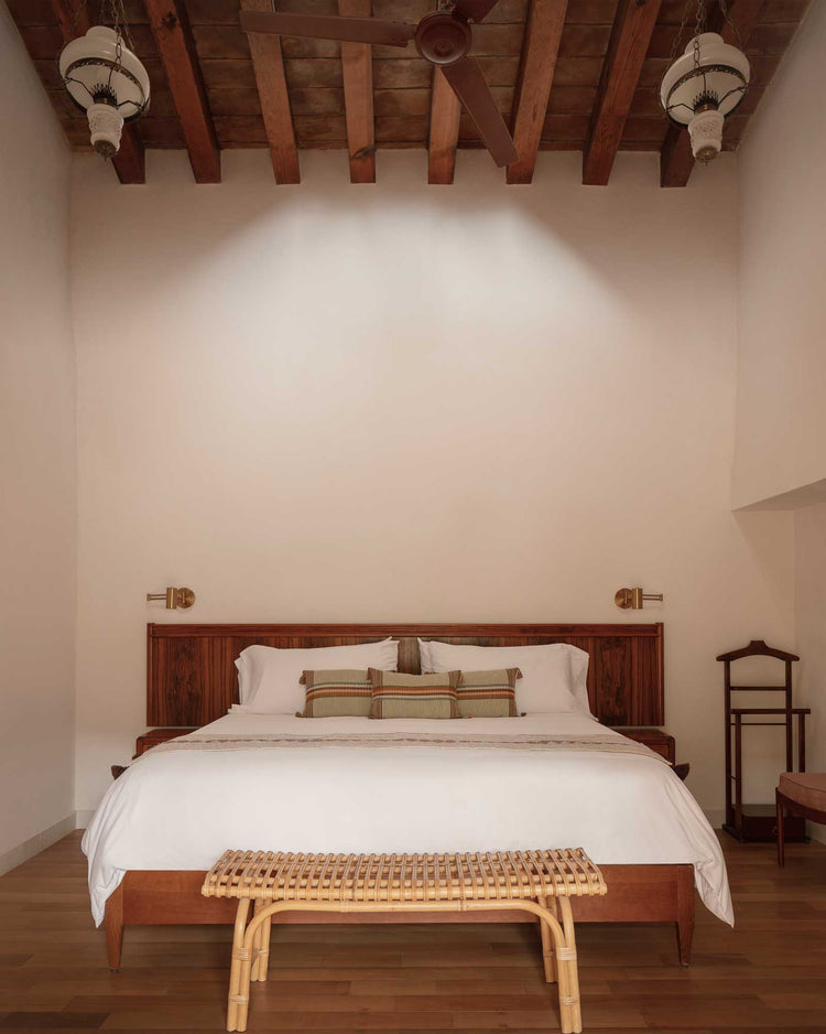 King Bedroom (2 available rooms)